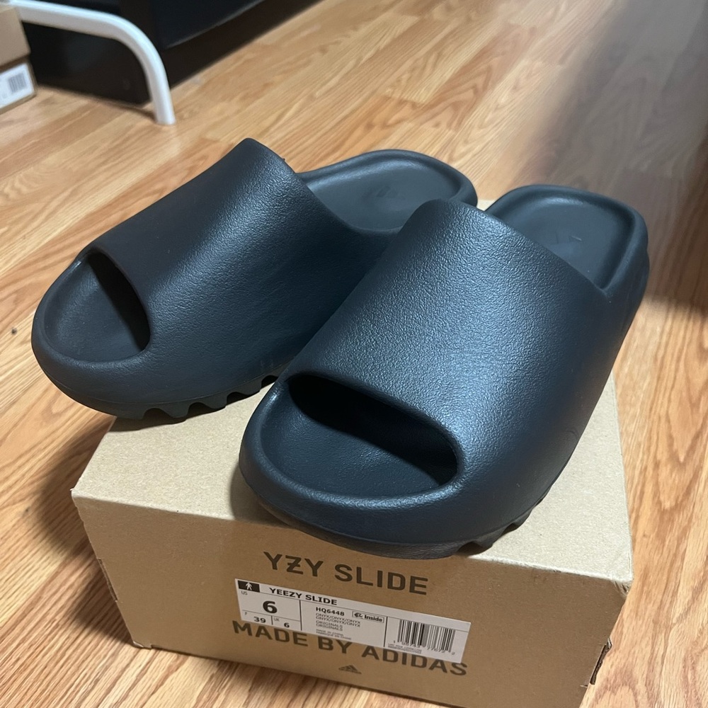 yeezy yzy slide onyx